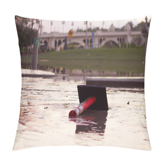 Personality  Pylon In A Muddy Street Pillow Covers