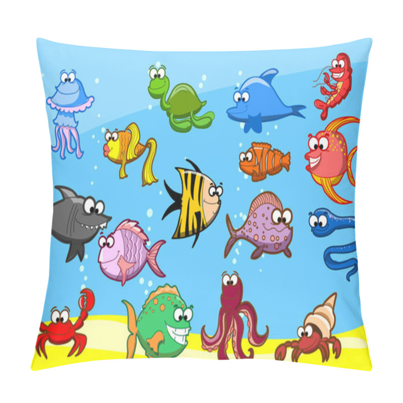 Personality  Cartoon fishes in the sea, vector illustration pillow covers