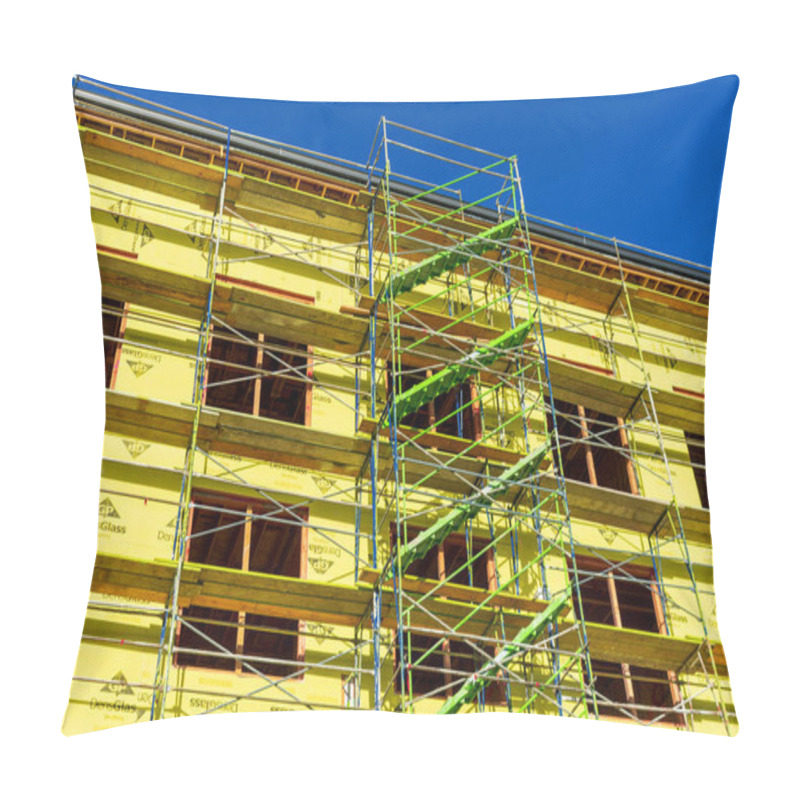Personality  Scaffolding Access Stairs At New Multifamily Residential Building Facade Protected By Fiberglass Mat Gypsum Sheathing During Construction - Santa Jose, California, USA - 2020 Pillow Covers