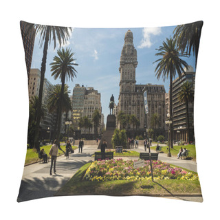 Personality  Main Square In Montevideo, Plaza De La Independencia, Salvo Palace Pillow Covers