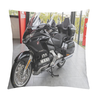 Personality  Bordeaux , Aquitaine France - 04 15 2021 : Honda Gold Wing F6b Motorbike GL1800 Touring Motorcycle Show In Dealership Pillow Covers