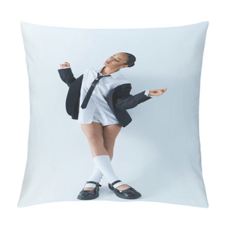 Personality  Young African American Woman In White Shirt And Black Skirt Stands Confidently In A Studio. Pillow Covers