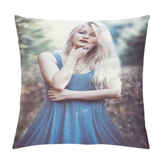 Personality  Beautiful Young Woman In  Dress With Long Snow-white Hair On Nat Pillow Covers