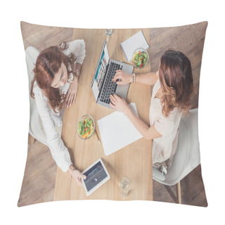 Personality  Top View Of Young Buisnesswomen Having Lunch Together And Using Devices At Office Pillow Covers