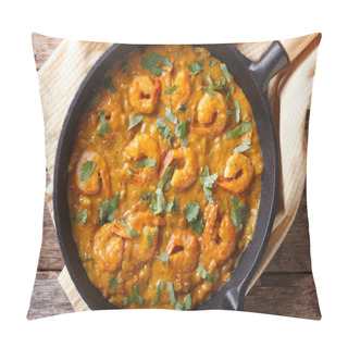 Personality  Shrimp In Curry Sauce In A Pan Close-up Horizontal Top View  Pillow Covers