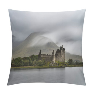 Personality  The Ruins Of Historic Kilchurn Castle And View On Loch Awe Pillow Covers