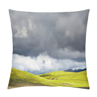 Personality  Trekking In Iceland Pillow Covers