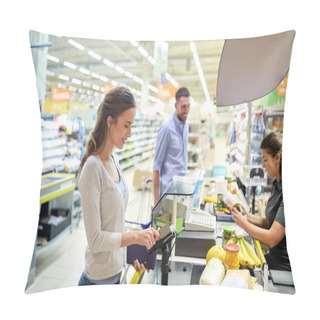 Personality  Couple Buying Food At Grocery Store Cash Register Pillow Covers