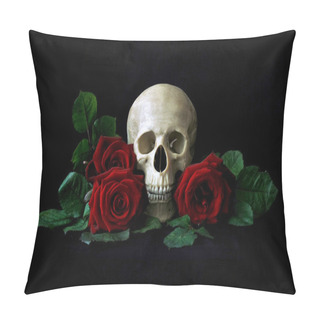 Personality  Vanitas. Human Skull With Red Roses Pillow Covers