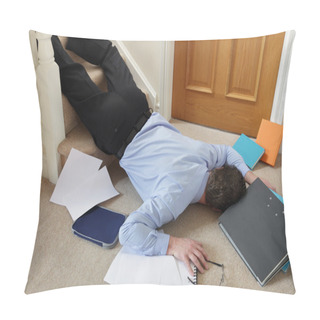 Personality  Falling Down The Stairs Pillow Covers