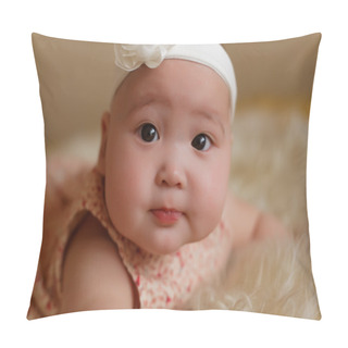Personality  Beautiful Cute Baby Girl With Bow On The Fur Ground Pillow Covers