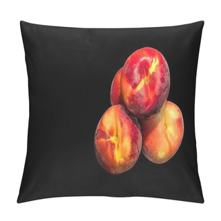 Personality  Fresh Red Peaches Isolated On Black Background Pillow Covers