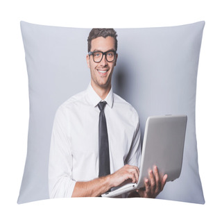 Personality  Confident IT Expert. Pillow Covers