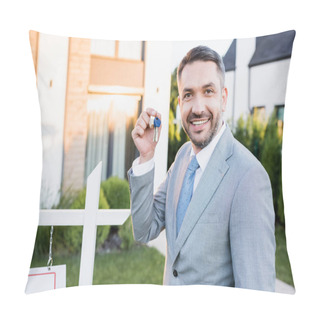 Personality  Happy Broker Showing Keys While Looking At Camera On Blurred Background Pillow Covers