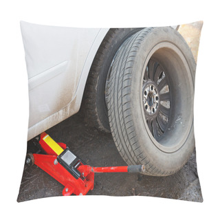 Personality  Lifting Car By Hydraulic Jack Pillow Covers