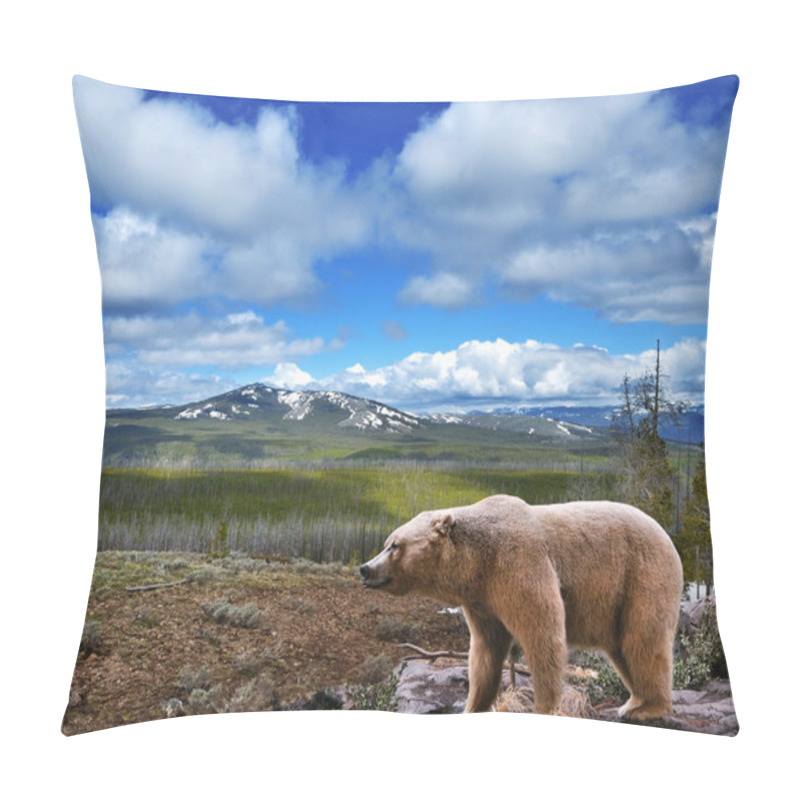 Personality  Mountain landscape with bear pillow covers