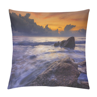 Personality  Sunrise With Wave Taken With Slow Shutter Pillow Covers