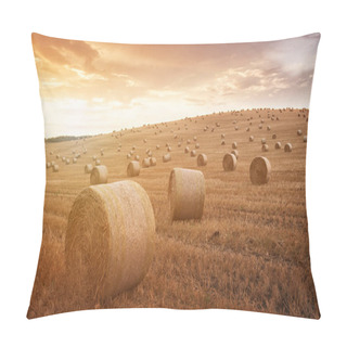 Personality  Straw Bales Are The Beautiful Scenery Pillow Covers