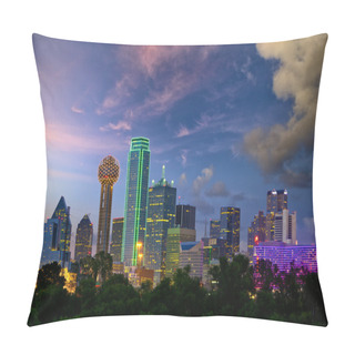 Personality  Dallas At Dusk Pillow Covers