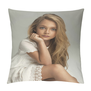 Personality  Preety Little Girl Pillow Covers