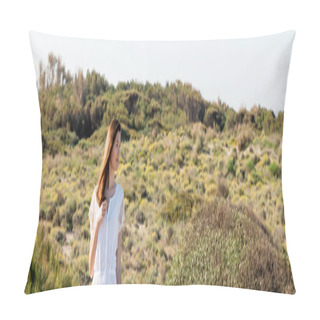 Personality  Young Brunette Woman Looking Away On Grassy Beach, Banner  Pillow Covers