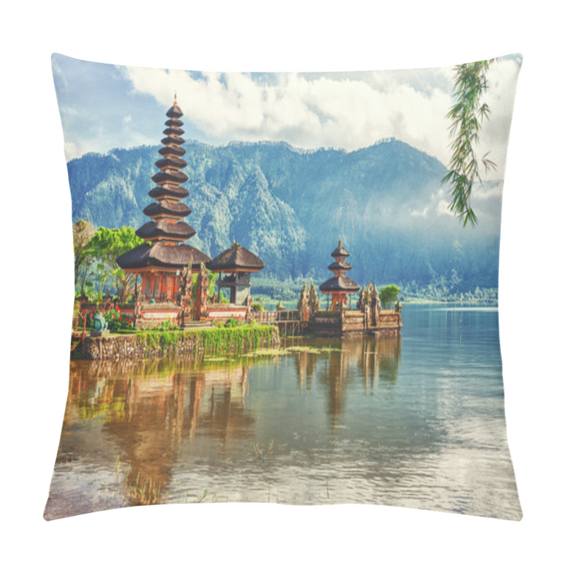 Personality  Pura Ulun Danu Pillow Covers