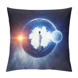 Personality  Thinking Wide And Global Pillow Covers