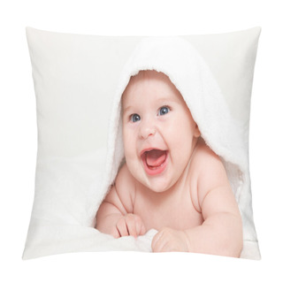 Personality  Laughing Baby With Towel Pillow Covers