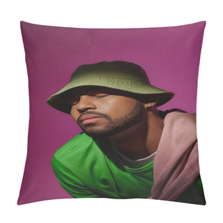 Personality  Bearded African American Man In Green Panama With Closed Eyes On Purple Backdrop, Fashion Concept Pillow Covers