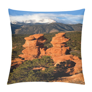 Personality  Pikes Peak From Garden Of The Gods Pillow Covers