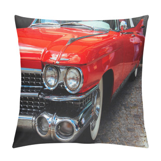 Personality  Vintage Red Retro Automobile Pillow Covers