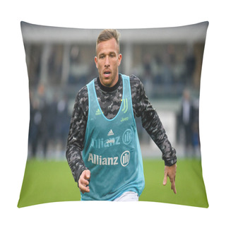 Personality  Melo Arthur (Juventus) Portrait In Action During Warm Up  During  Italian Soccer Serie A Match Hellas Verona FC Vs Juventus FC At The Marcantonio Bentegodi Stadium In Verona, Italy, October 30, 2021 - Credit: Ettore Griffoni Pillow Covers