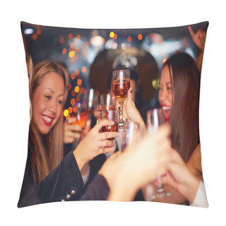 Personality  Beautiful Women Clinking Glasses In Limousine Pillow Covers