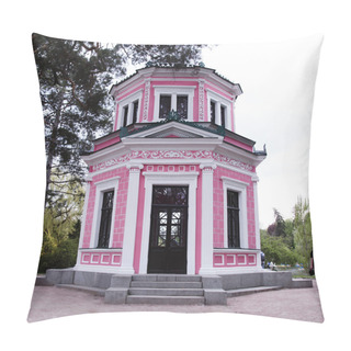 Personality  Pink House In Sofiyivsky Park In Uman, Ukraine Pillow Covers
