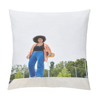 Personality  A Young African American Woman Stands Confidently On Top Of A Skateboard Ramp At An Outdoor Skate Park. Pillow Covers