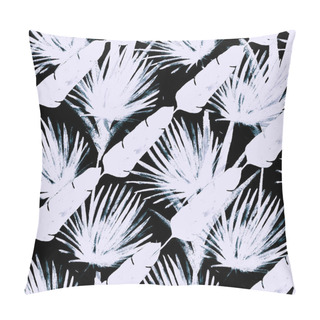 Personality  Modern Cool Banana, Fan Leaves Texture, Seamless Tropical Watercolor Pattern. Botanical Funky Jungle Textile Design Hipster Summer Background. Hand Drawn Tropical Leaves, Seamless Watercolor Pattern Pillow Covers