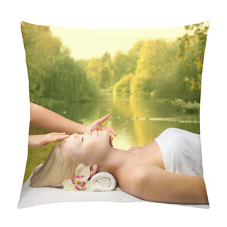 Personality  Beauty Treatment Pillow Covers