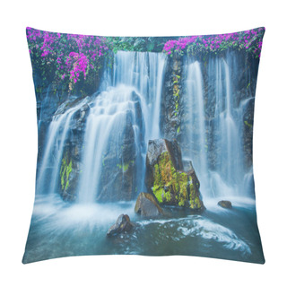 Personality  Waterfall Pillow Covers