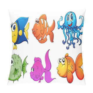 Personality  Five Different Kinds Of Sea Creatures Pillow Covers