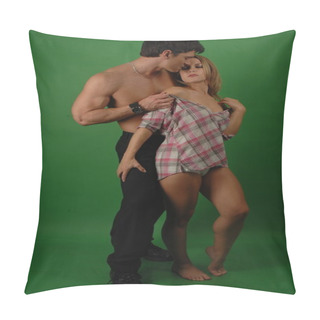 Personality  Lovers In Embrace Pillow Covers