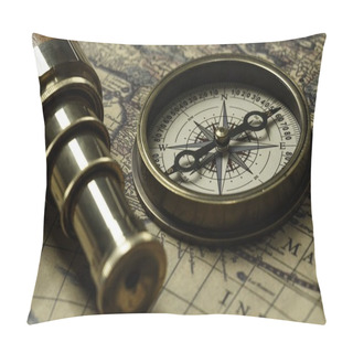 Personality  Retro Compass With Old Map And Spyglass Pillow Covers