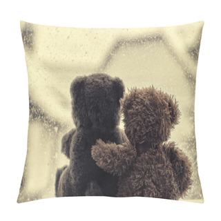 Personality  Bears In Love's Embrace Pillow Covers