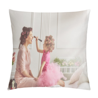 Personality  Happy Loving Family Pillow Covers