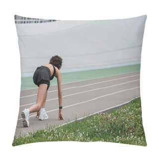 Personality  Back View Of African American Sportswoman Standing In Starting Pose On Running Track  Pillow Covers