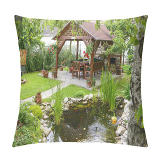 Personality  Relax Time In The Garden Pillow Covers