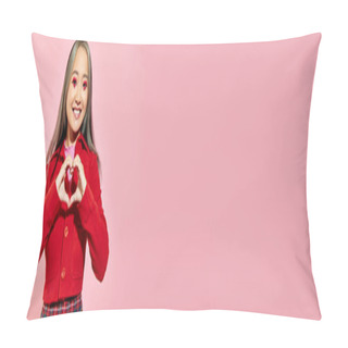 Personality  Valentines Day Banner, Happy Asian Girl With Red Eye Makeup Showing Heart With Hands On Pink Pillow Covers