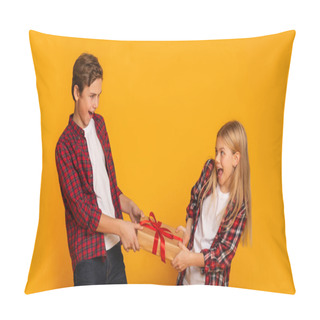 Personality  Little Brother And Sister Fighting For Gift, Pulling Present Box Pillow Covers