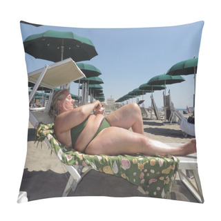 Personality  Suntan Lotion Pillow Covers