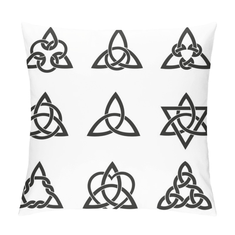 Personality  Nine Celtic Triangle Knots Pillow Covers