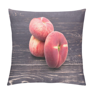 Personality  Three Flat Peaches Pillow Covers